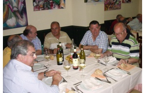 75 - En el restaurante Oasis - 2008